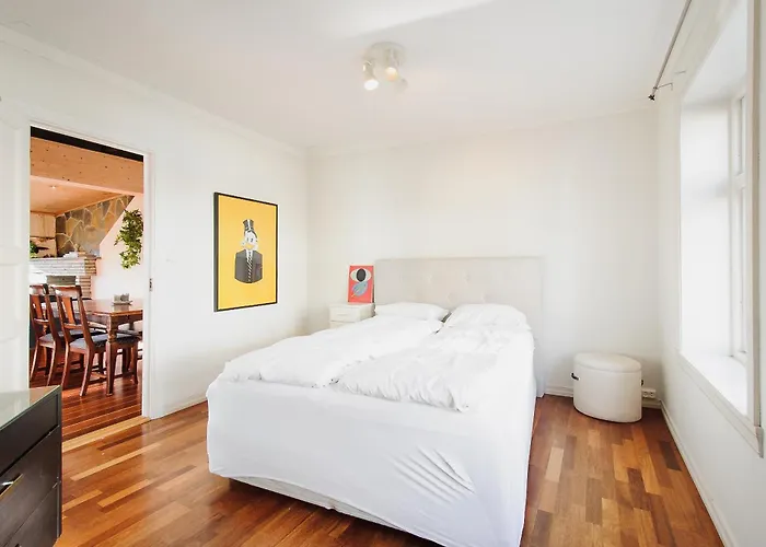 The View - Big In Center شقة